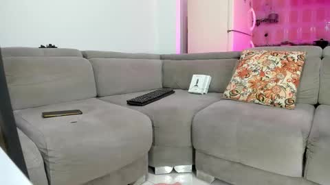 Snapshot of issalovexxx chatting on November 22, 5:45 pm Isabella online show from November 22, 5:45 pm