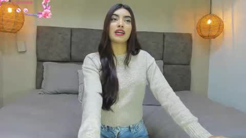 isa online show from March 5, 7:10 pm