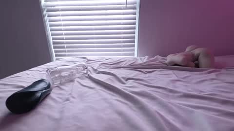 Iss femboy  full exclusive vids  online show from March 26, 3:50 pm