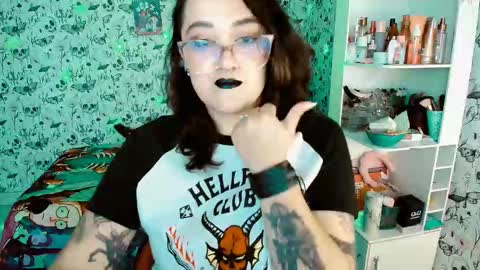 Yiz online show from January 16, 4:05 am