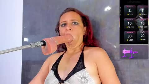 Snapshot of issys_milf chatting on September 14, 12:04 pm ISSYS online show from September 14, 12:04 pm