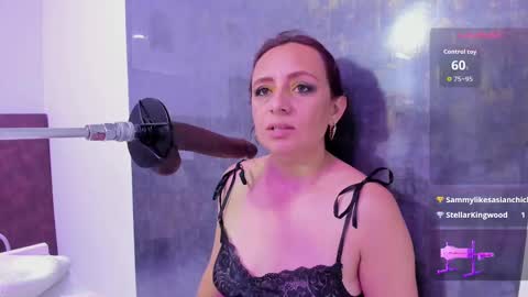 Snapshot of issys_milf chatting on October 3, 12:02 pm ISSYS online show from October 3, 12:02 pm