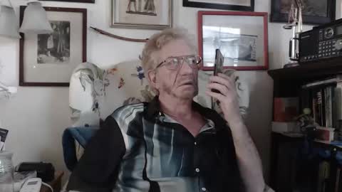 ImYourBitch online show from April 7, 1:17 am