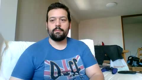 Snapshot of italianbigboy932 chatting on May 12, 8:55 am italianbigboy932 online show from May 12, 8:55 am