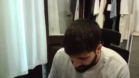 Snapshot of italianboybcn chatting on October 10, 7:51 am italianboybcn online show from October 10, 7:51 am