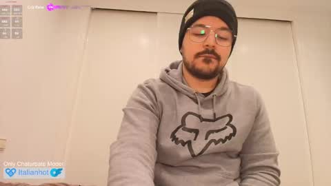 Gio online show from December 22, 8:00 am