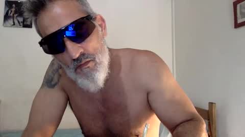 italiankingstripper online show from February 5, 3:05 pm
