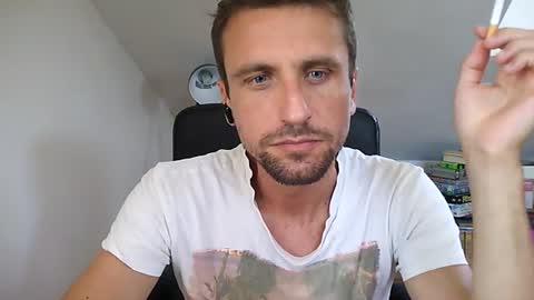 Snapshot of italiano116116 chatting on June 22, 8:22 am italiano116116 online show from June 22, 8:22 am