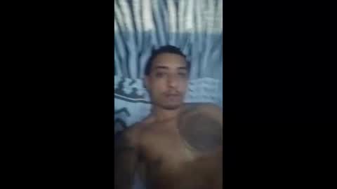 Snapshot of italosantos29 chatting on May 18, 2:12 pm italosantos29 online show from May 18, 2:12 pm
