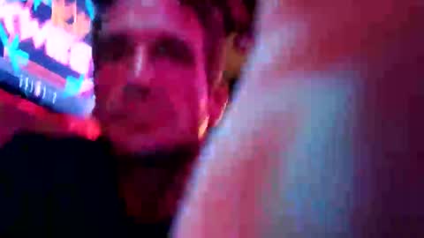 itchey506193 online show from October 20, 3:40 am