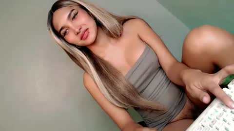 Bella online show from January 25, 11:44 am