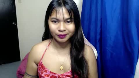 Its me mia online show from March 5, 12:44 pm