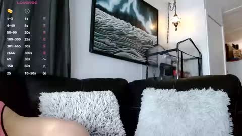 Pixie online show from April 16, 2:29 pm