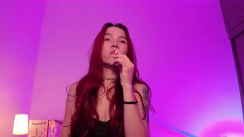 Snapshot of itscamill chatting on November 6, 1:39 am camill online show from November 6, 1:39 am