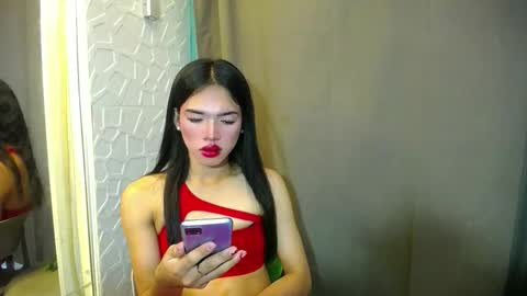 Francine online show from April 7, 5:57 pm