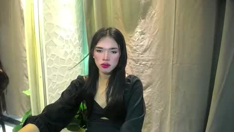 Francine online show from April 8, 3:01 pm