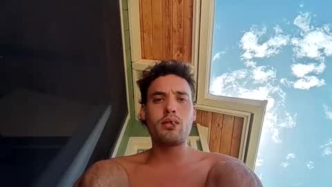 Snapshot of itsfrank84 chatting on October 27, 10:36 pm itsfrank84 online show from October 27, 10:36 pm