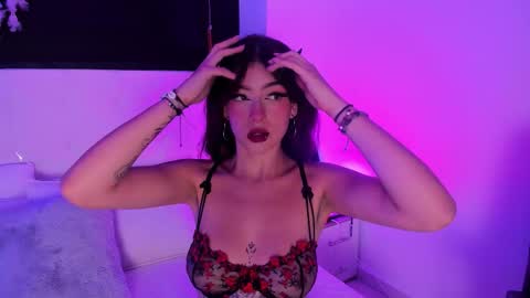 itsjustgeral online show from November 5, 6:08 pm