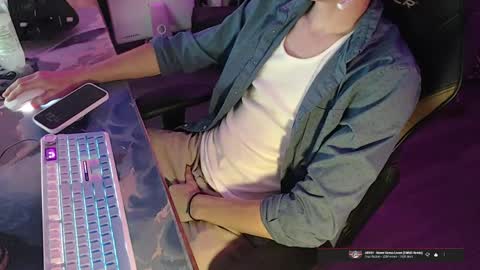 itslamayo online show from April 12, 3:44 am