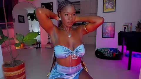 lau online show from March 18, 1:09 am