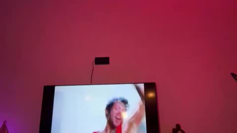 Snapshot of itslunaaaaa chatting on February 3, 2:53 am Luna online show from February 3, 2:53 am