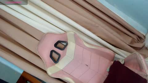 itsme_abby69 online show from May 9, 3:28 pm