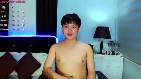 Snapshot of itsme_berniexx chatting on January 6, 7:13 pm ask me online show from January 6, 7:13 pm
