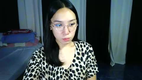 Snapshot of itsmehotqueen chatting on May 9, 3:12 am itsmehotqueen online show from May 9, 3:12 am