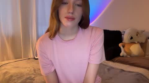 Snapshot of itssheababy chatting on January 11, 11:10 pm Shea online show from January 11, 11:10 pm