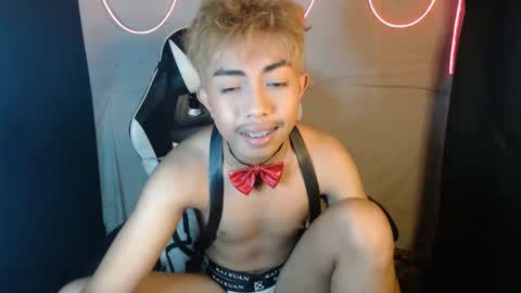 Kyle online show from April 14, 3:18 pm