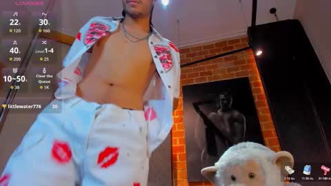 Snapshot of itszairen chatting on February 14, 4:53 am itszairen online show from February 14, 4:53 am