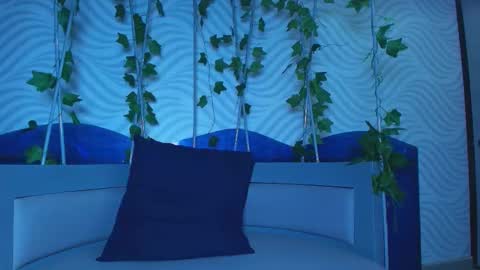 itszairen online show from March 15, 3:51 pm