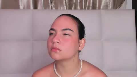 ittlee_angel online show from October 11, 1:53 pm