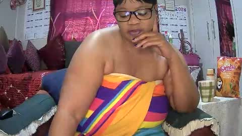 itumeleng74 online show from May 16, 6:21 am