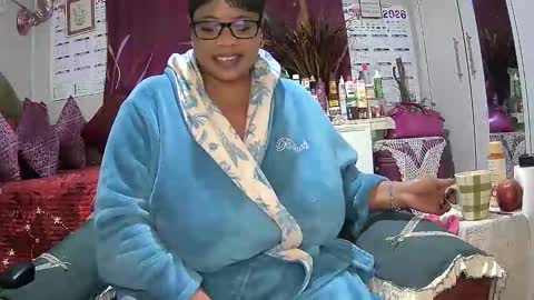 itumeleng74 online show from May 20, 8:26 pm