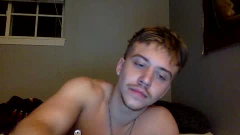 itxlowhoe479 online show from November 1, 4:47 am