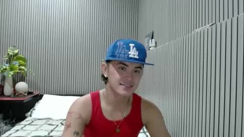 itzme_dex online show from April 8, 4:40 pm