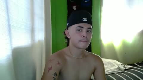 itzme_dex online show from April 11, 5:01 am