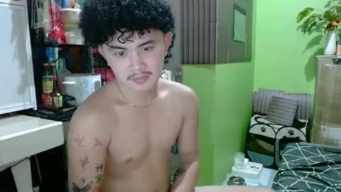 itzme_dex online show from June 1, 3:58 pm