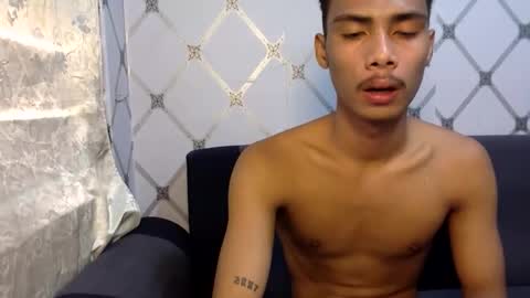 itzme_urboy online show from April 9, 2:44 am