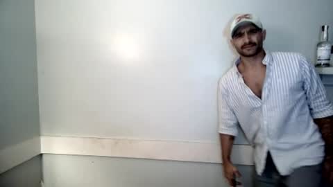 Itzmeebabyy online show from June 28, 3:01 am