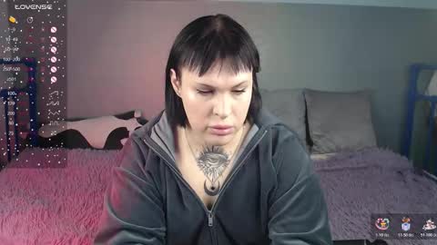 Snapshot of ivamayy chatting on December 16, 8:41 am Sasha online show from December 16, 8:41 am