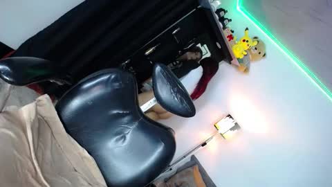 Snapshot of ivan_standford chatting on November 16, 11:10 pm y online show from November 16, 11:10 pm