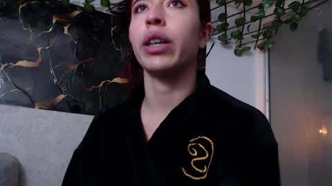 Adris online show from April 7, 5:57 pm