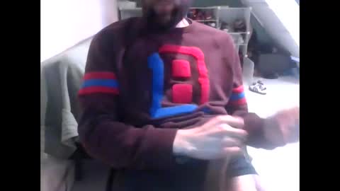 Snapshot of ivanchelon chatting on December 5, 5:17 pm Vanchi online show from December 5, 5:17 pm