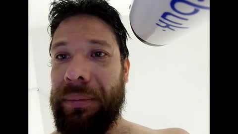 Snapshot of ivanchelon chatting on October 9, 4:43 am Vanchi online show from October 9, 4:43 am