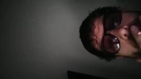 Snapshot of ivanchelon chatting on October 25, 6:21 am Vanchi online show from October 25, 6:21 am