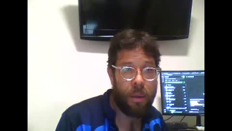 Snapshot of ivanchelon chatting on May 13, 3:26 am Vanchi online show from May 13, 3:26 am