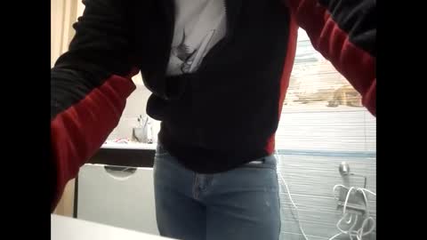 Snapshot of ivanes888 chatting on December 5, 6:26 pm Mickey online show from December 5, 6:26 pm