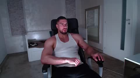 IvanHydee online show from February 25, 5:50 am